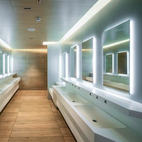 modern bathroom with walls of mirrors