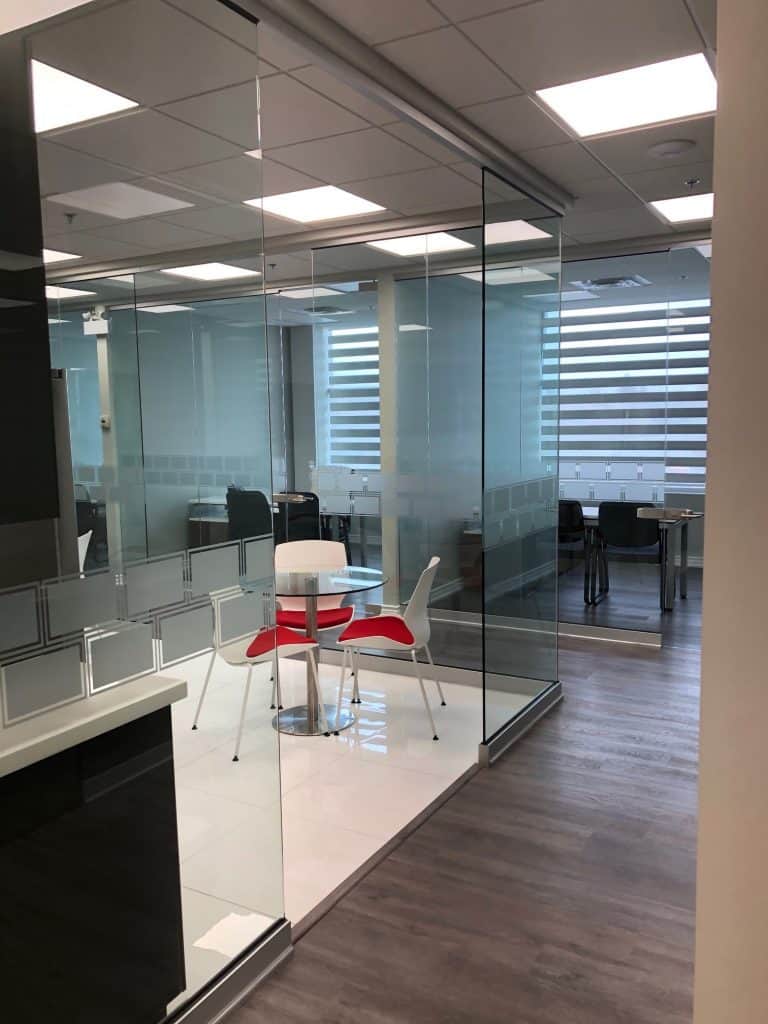 Consulting rooms glass enclosure modern